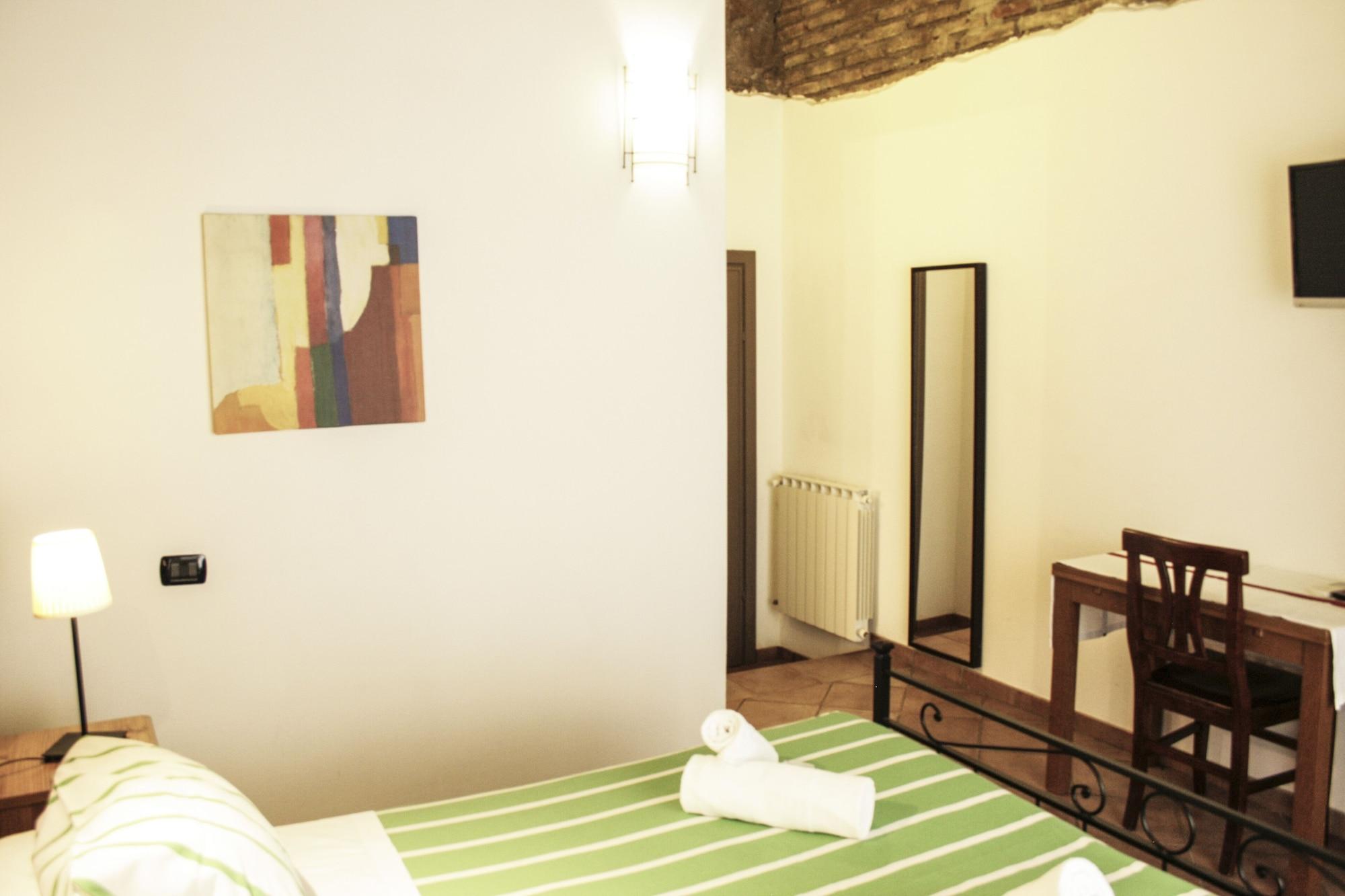 Sixtythree Guesthouse Рим Екстериор снимка