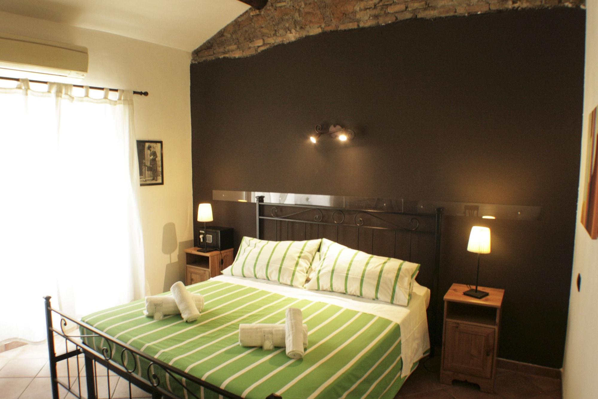 Sixtythree Guesthouse Рим Екстериор снимка