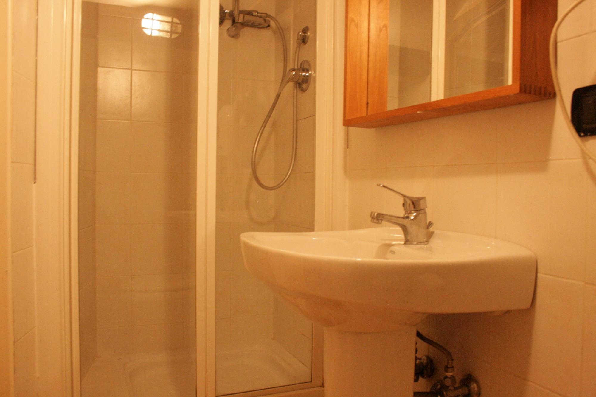 Sixtythree Guesthouse Рим Екстериор снимка