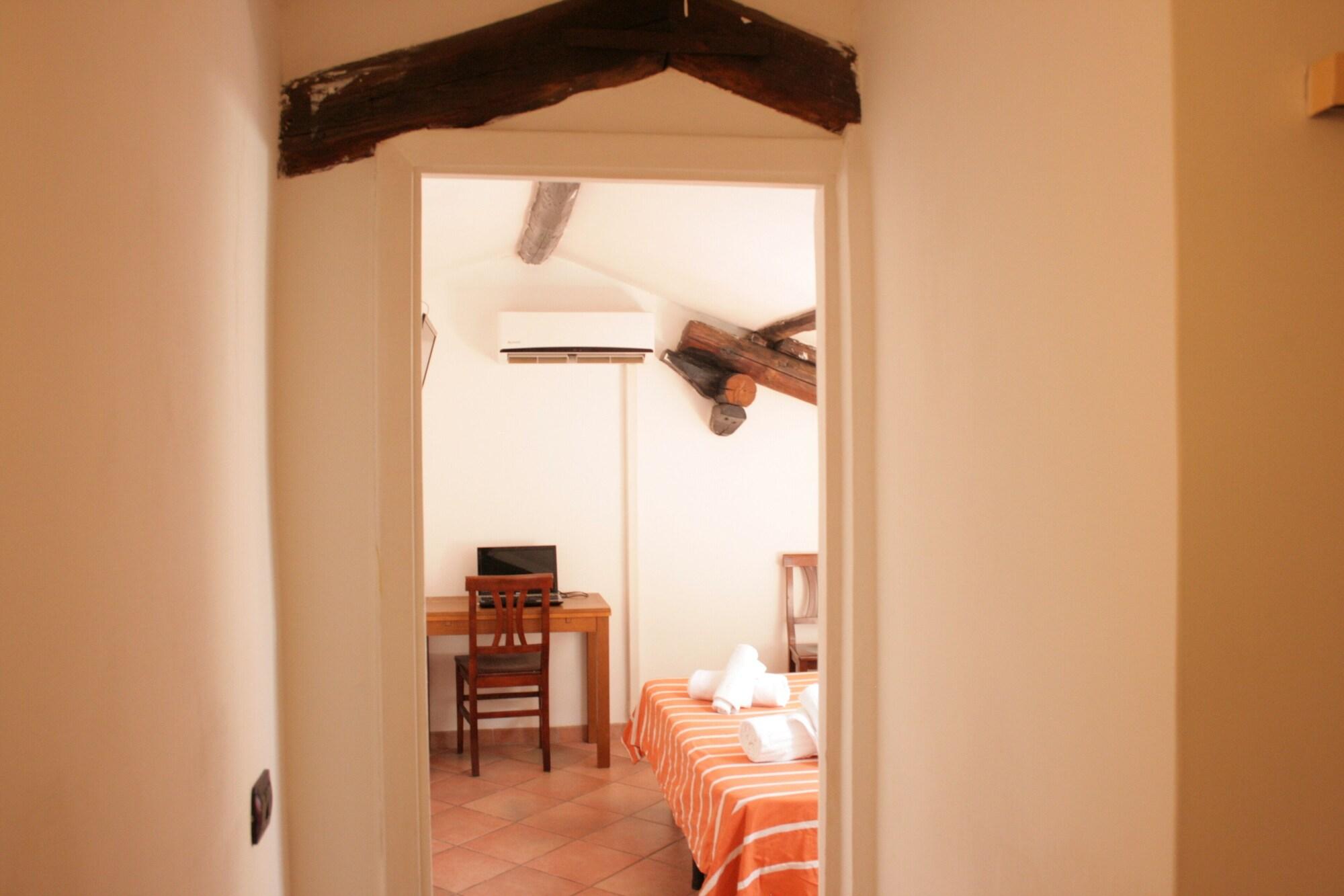 Sixtythree Guesthouse Рим Екстериор снимка